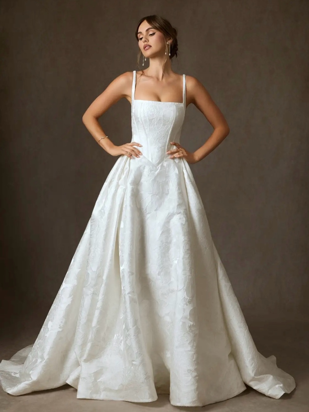 Azazie Diamond White Jacquard Corset Ball Gown Wedding Dress NWT Size 20 Fits 18